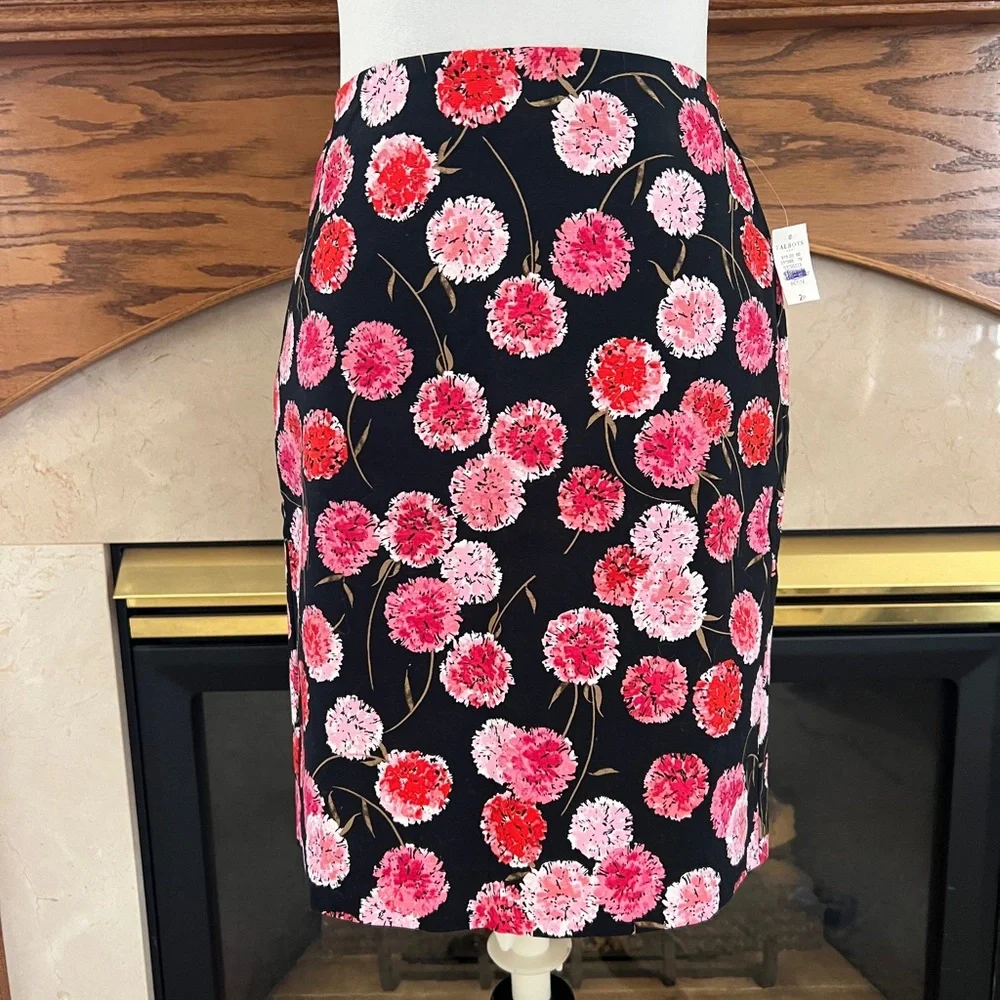 Talbots Black and Pink Floral Pencil Skirt Size: 2 Petite‎ NEW